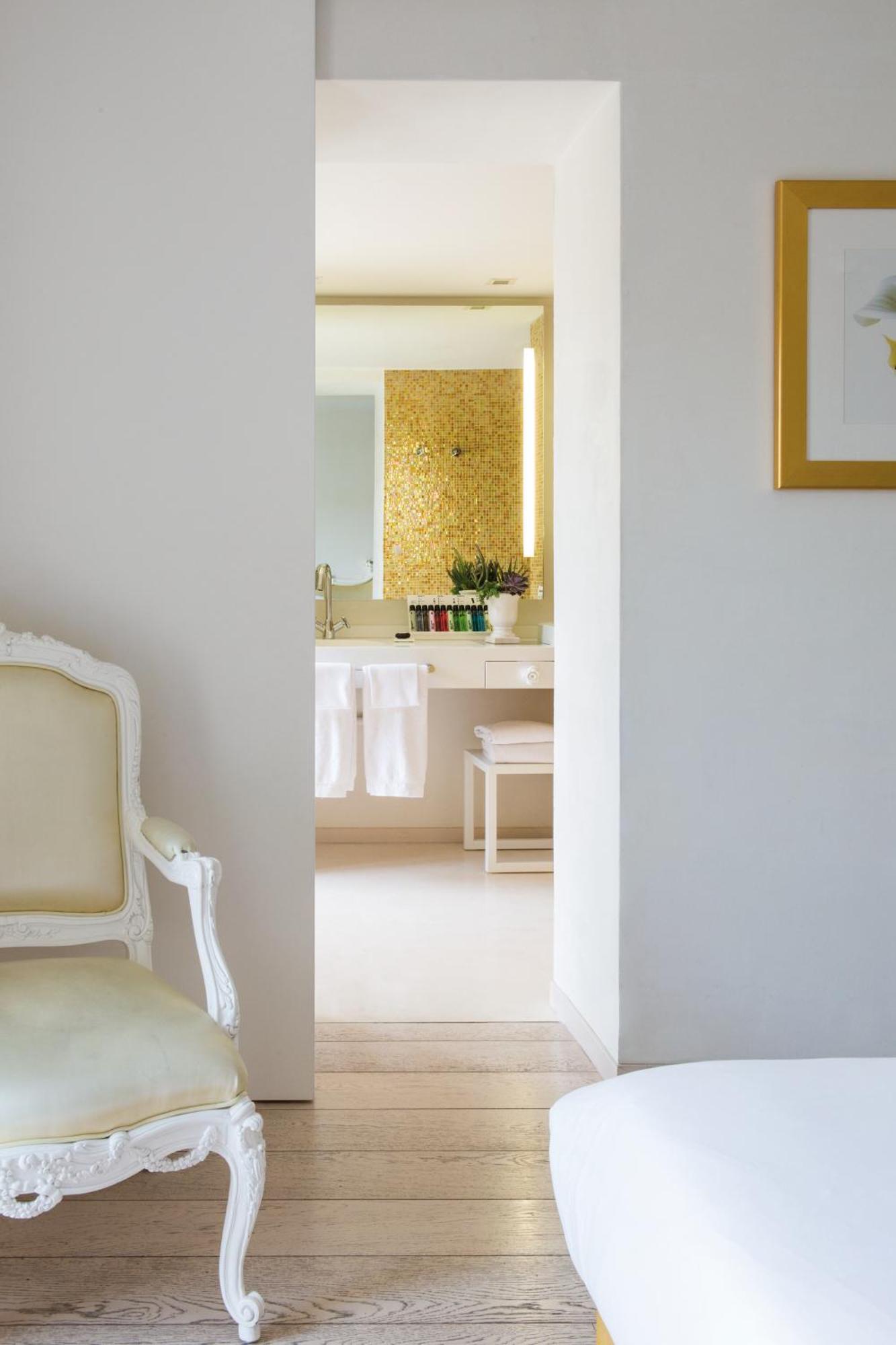 Deluxe Double or Twin Room with terrace  - Free Spa Access